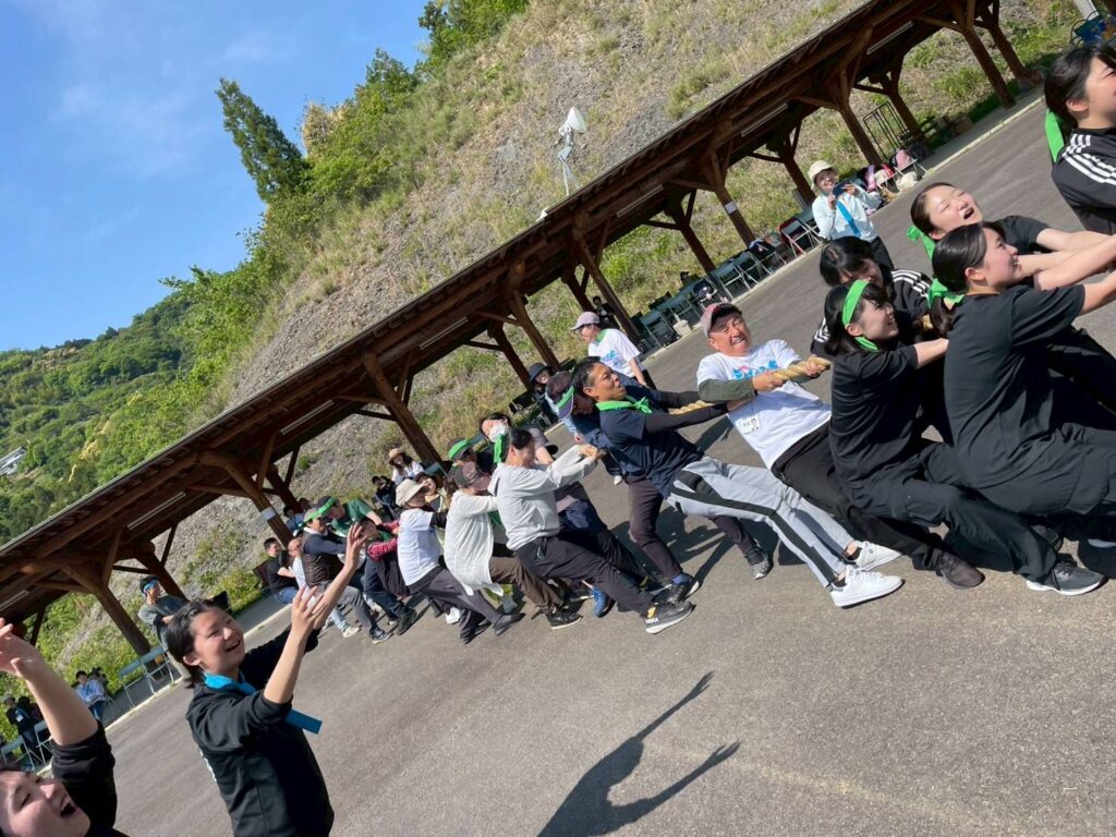 綱引き